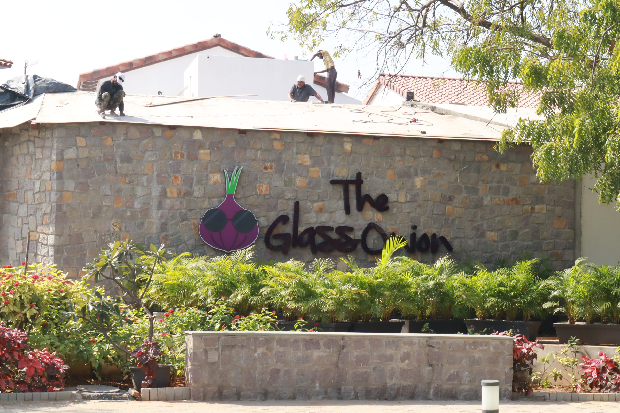 Hotels & Hospitality - The Glass Onion Restaurant